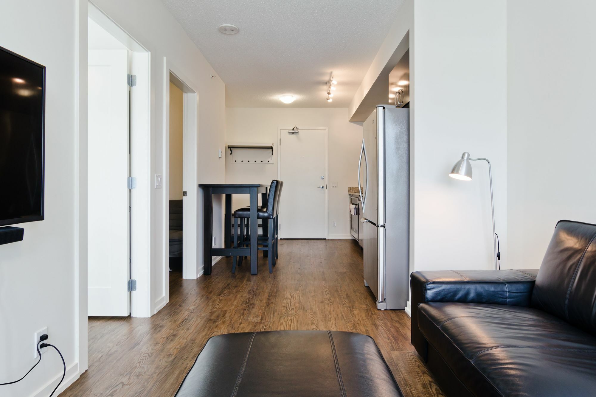 Suite Digs N3 YYC Esterno foto
